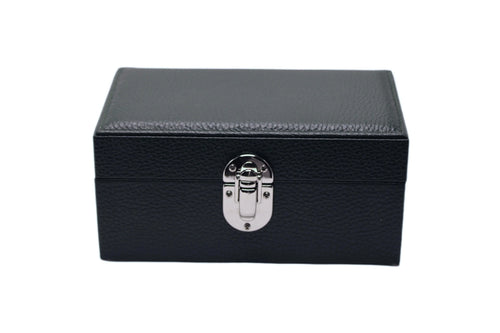 3-Place Watchbox in dark green leather, closed exterior view