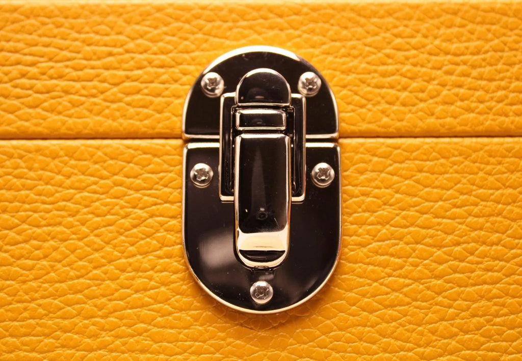 yellow-3-places-watchbox.jpg