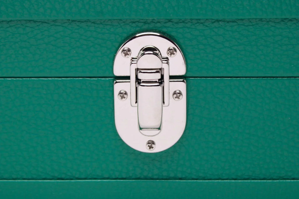 green-8-places-watchbox.jpg