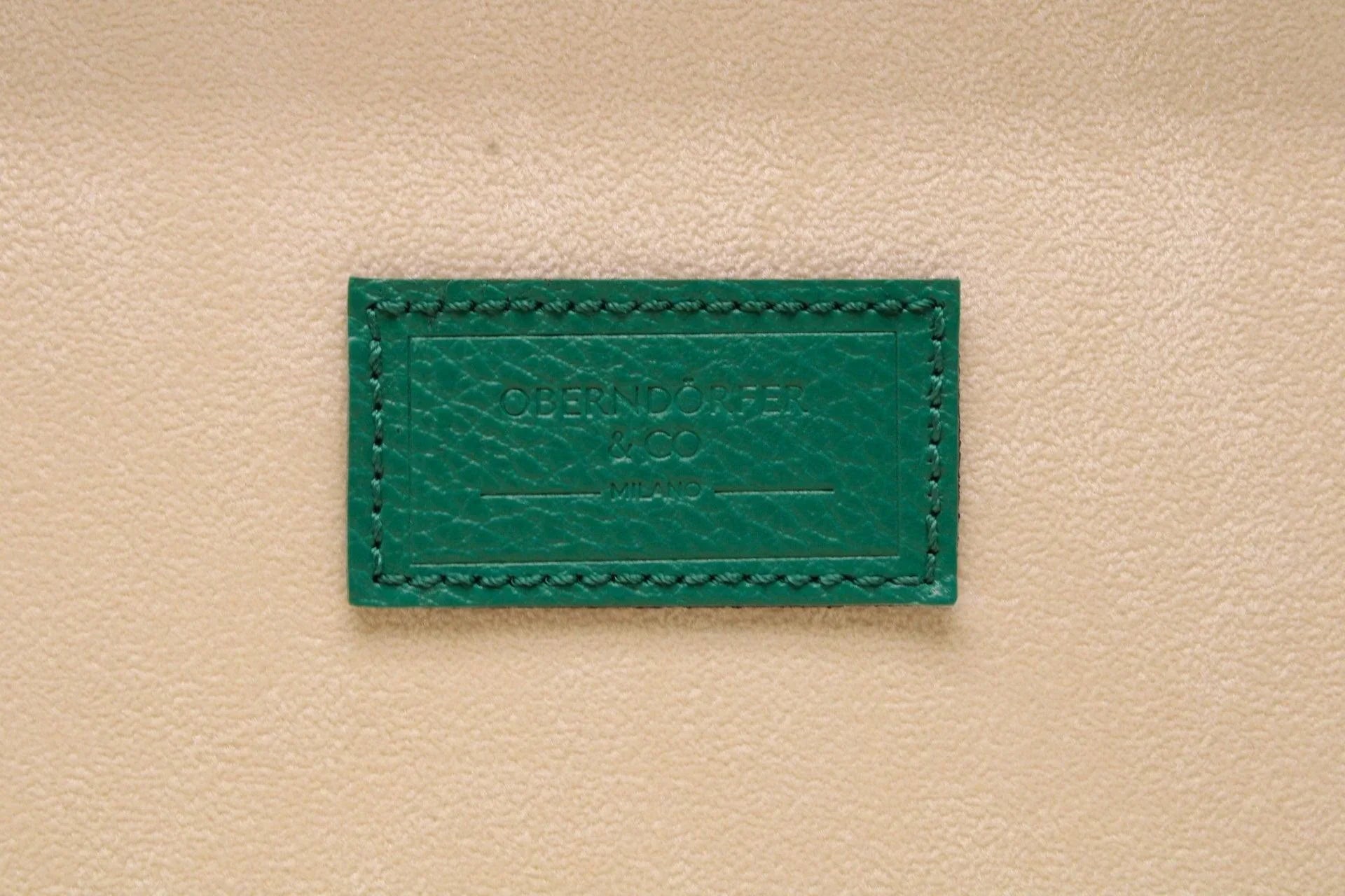 green-8-places-watchbox.jpg