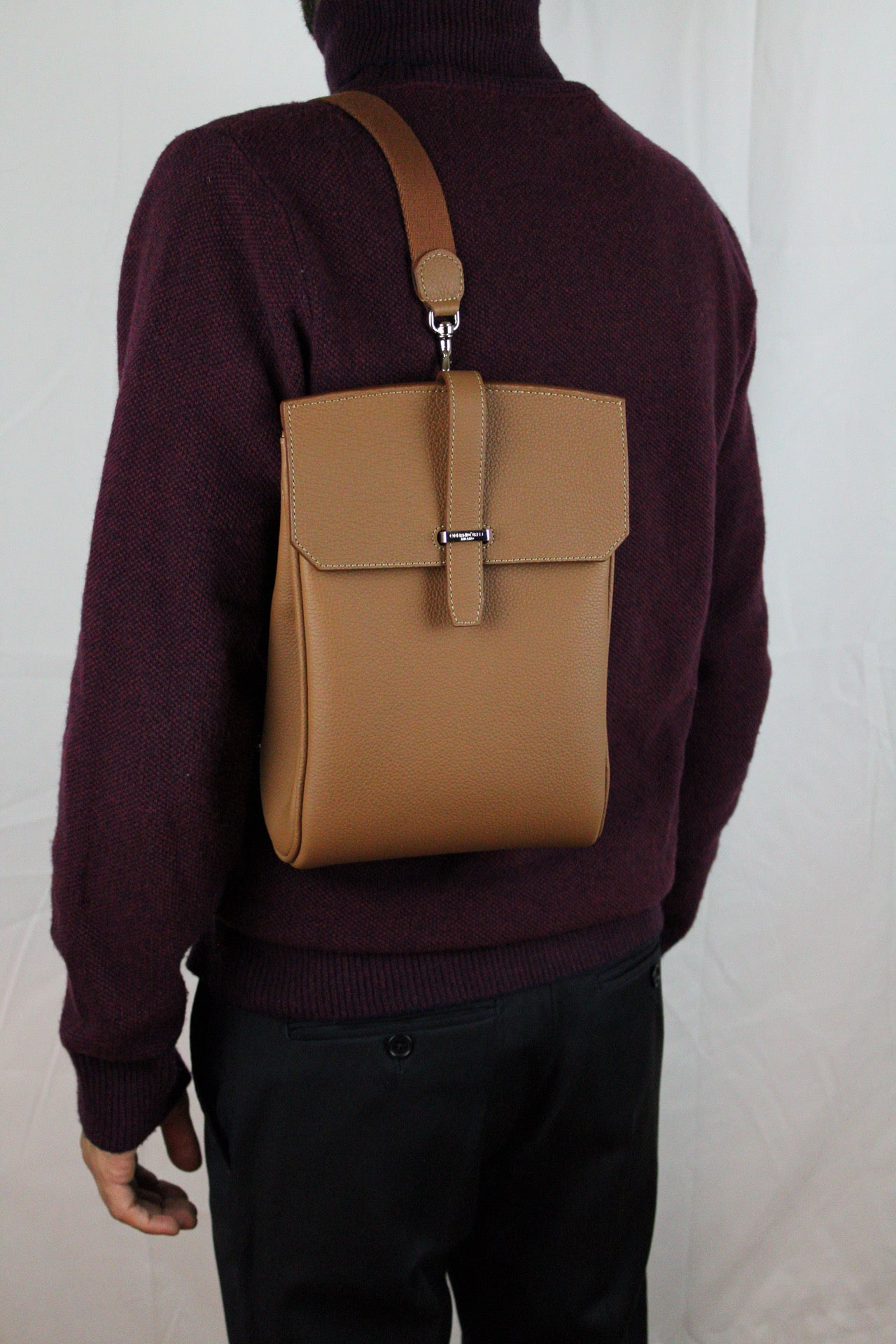 Italian leather crossbody bag worn over shoulder - SAC backpack by Oberndörfer