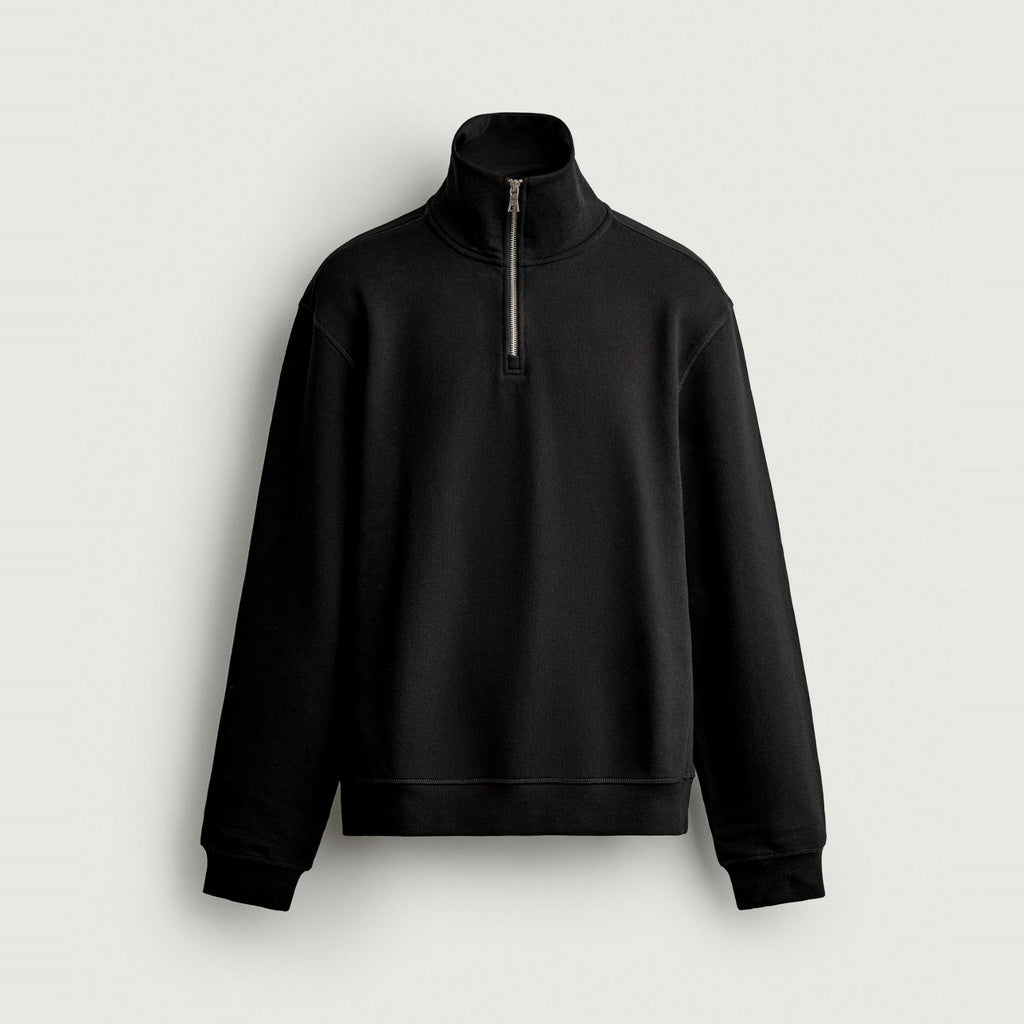 Half-Zip OM in black, front, stand collar with metal zip